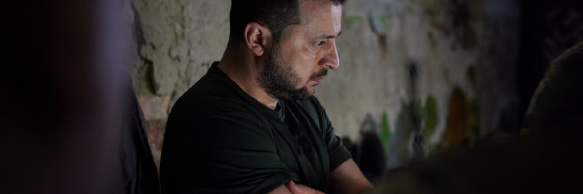 President Zelenskyy visits positions of Ukrainian troops in Bakhmut