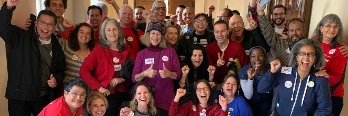 'A Huge Moment for the Movement': Los Angeles City Council Approves Resolution in Favor of Medicare for All