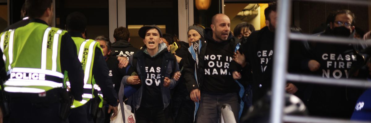 Protest at DNC headquarters