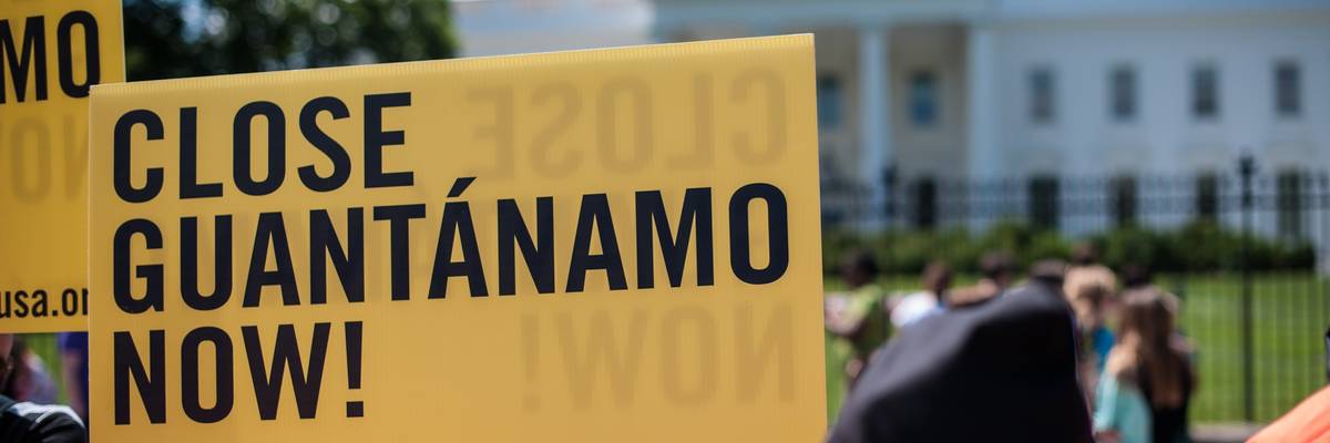 Protest to close Guantanamo.