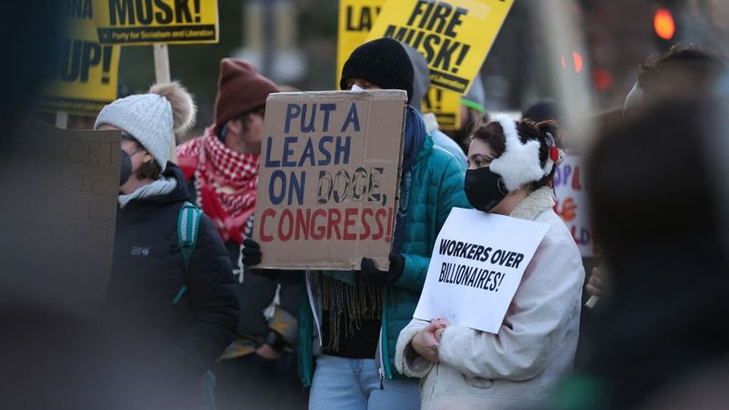 Protest-Washington-DC-OPM-against-Layoffs-and-Musk