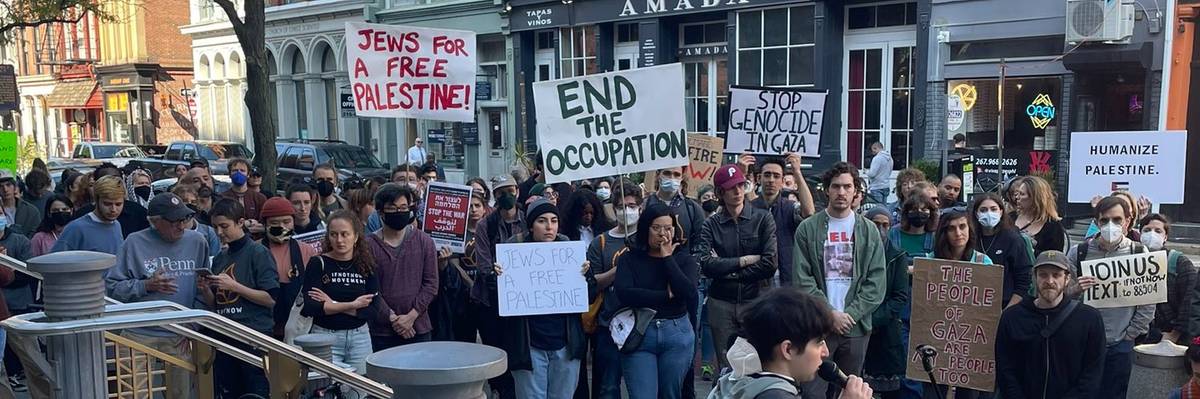 Protesters call for a cease-fire outside John Fetterman's Philadelphia office.