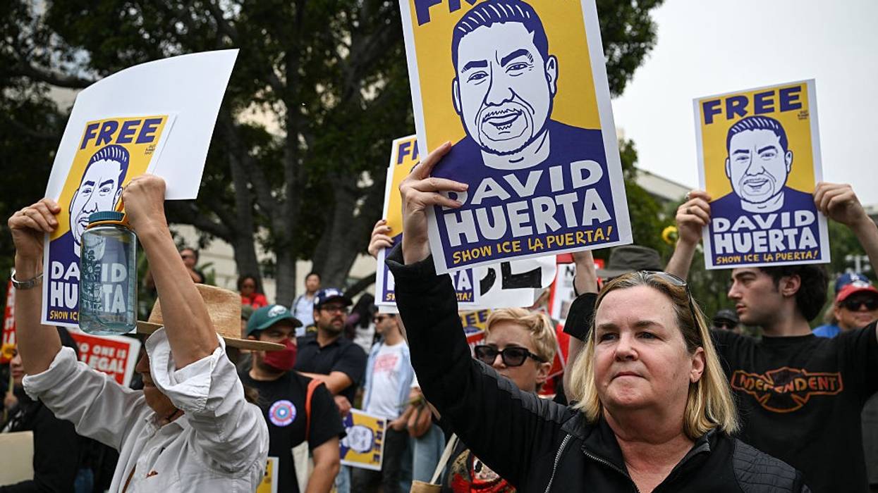 Protesters call for release of labor leader Huerta
