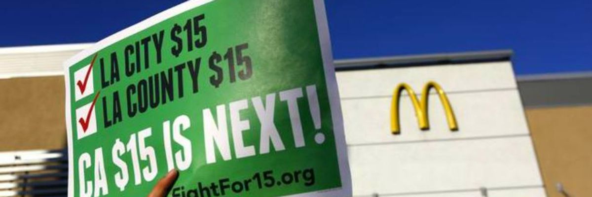 California Reaches Deal to Raise Minimum Wage to $15 an Hour