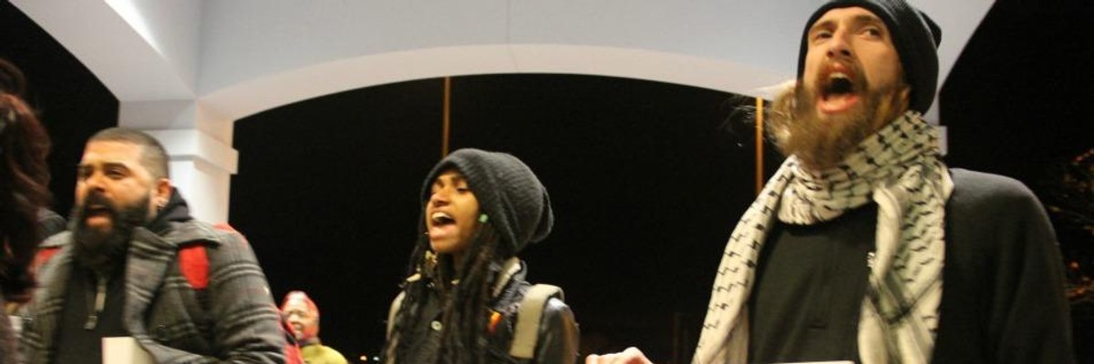 Dozens of Mothers Stage Hunger Strike at Immigrant Detention Center in Texas