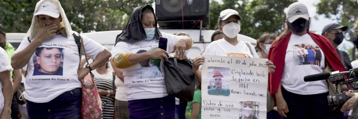 Protesters demand the release of relatives arrested during El Salvador's state of emergency who they say are innocent in San Salvador on November 16, 2022.