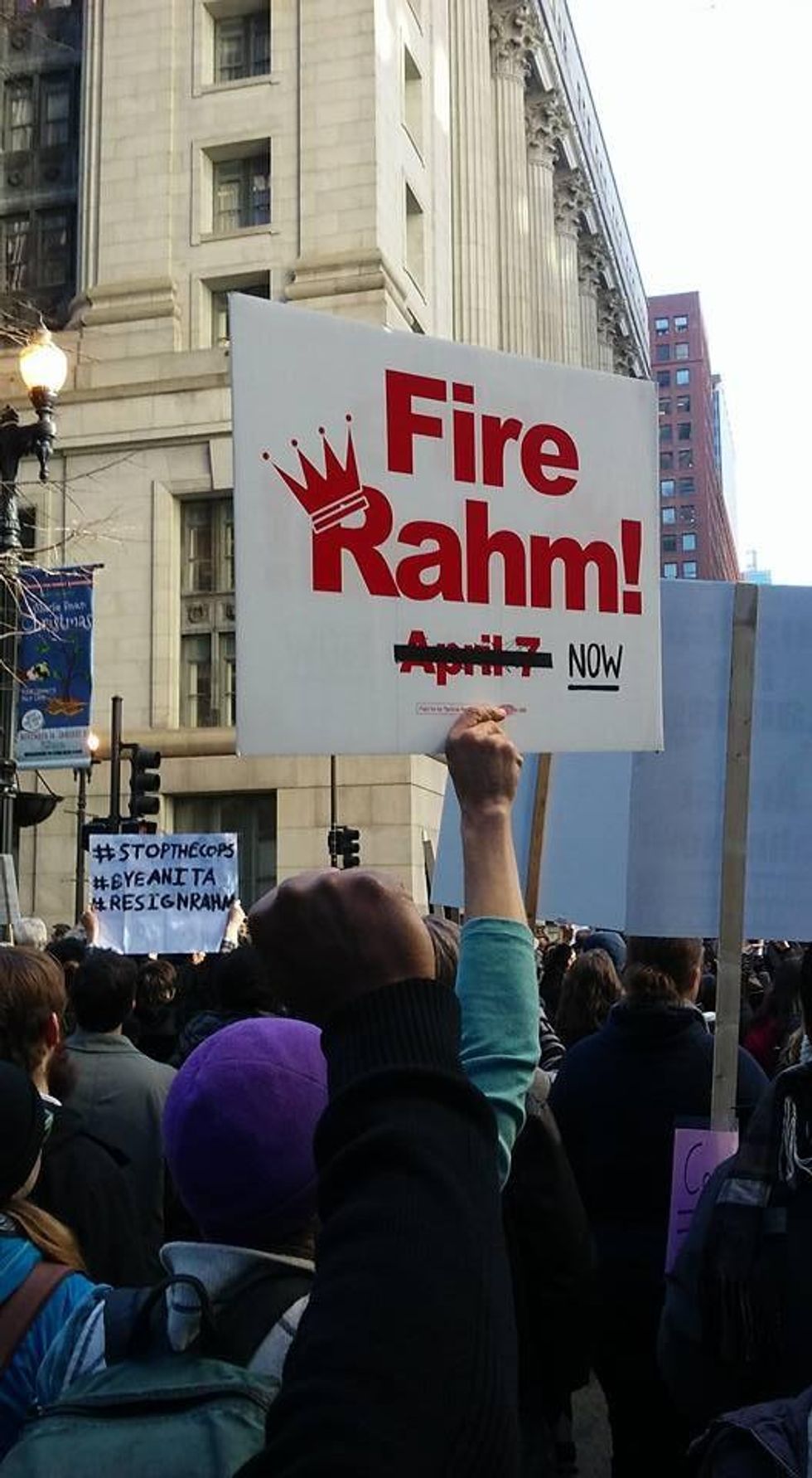 Protesters gather during Wednesday's march calling for the resignation of Mayor Emanuel. (Photo courtesy Laurie Hasbrook)