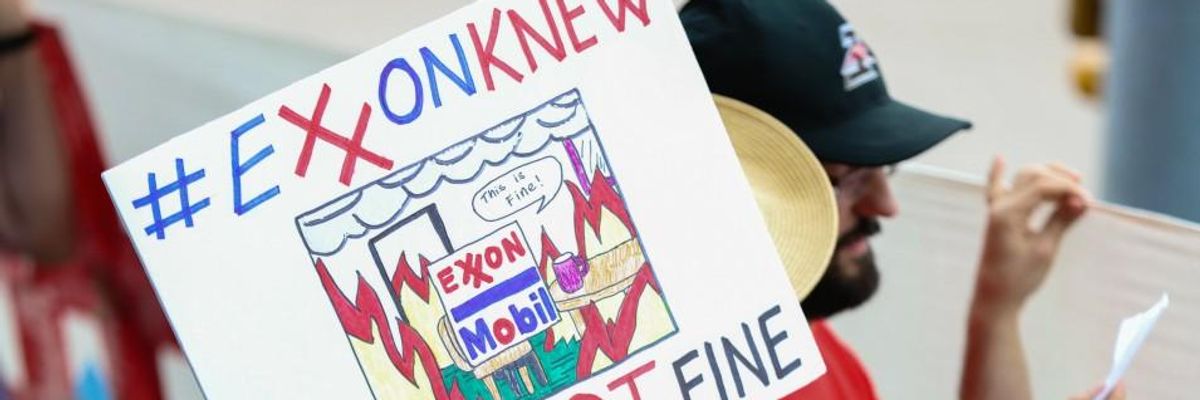'Grossly Insufficient': ExxonMobil Lambasted Over Emissions Reduction Plan That Pledges No Reduction in Absolute Emissions