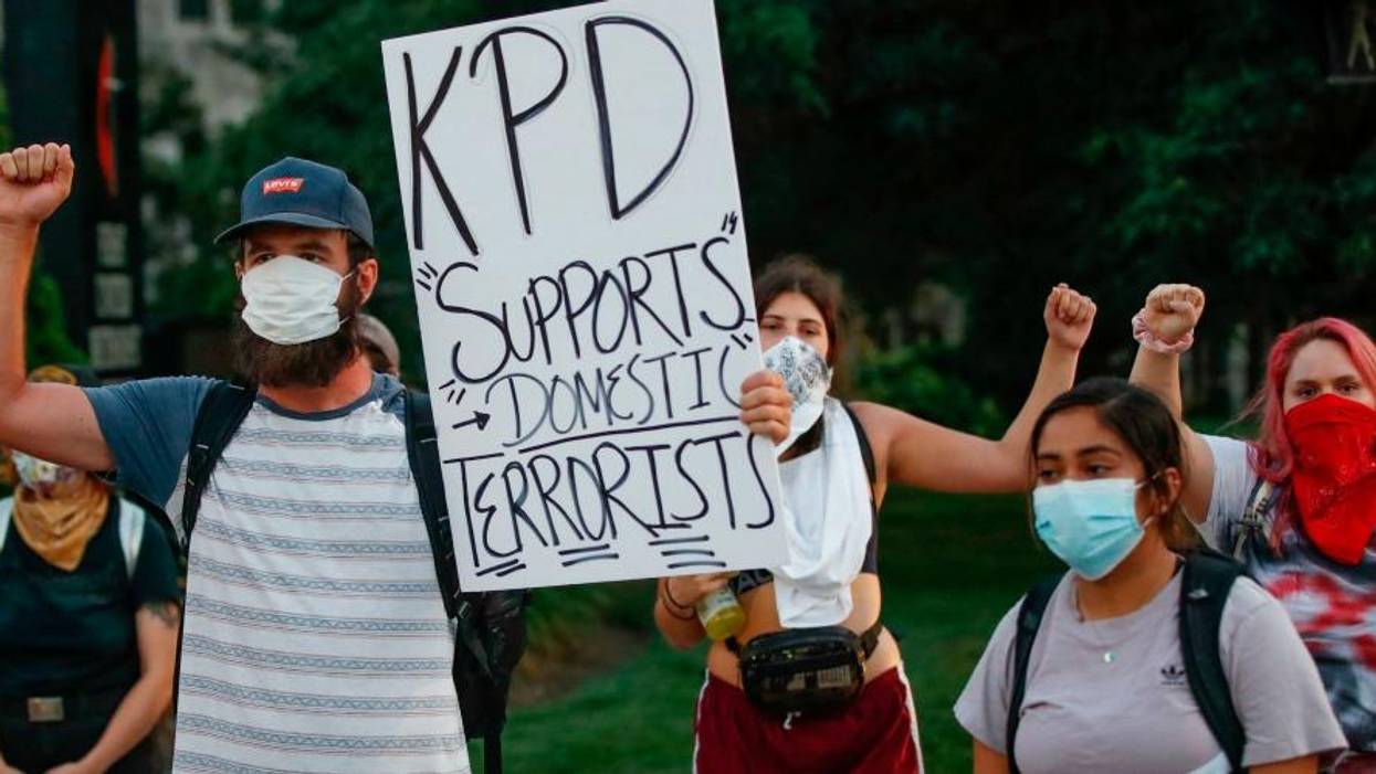 'Wild and Timely' Report Details Infiltration of Far-Right Militias and White Supremacist Groups in US Police Departments