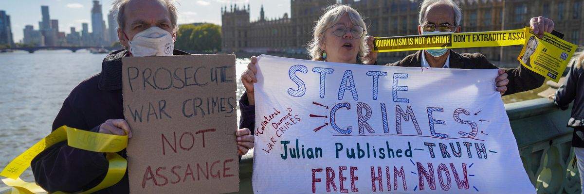 Protesters in London  demand freedom for Julian Assange
