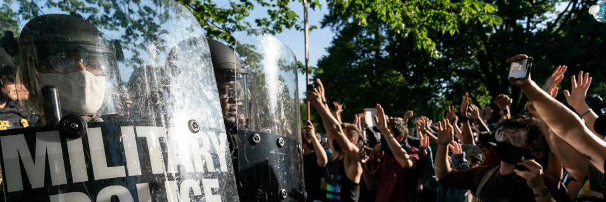 'We Need to Put Guardrails in Place': Senator Unveils Plan to Bar Use of US Military Force Against Protesters