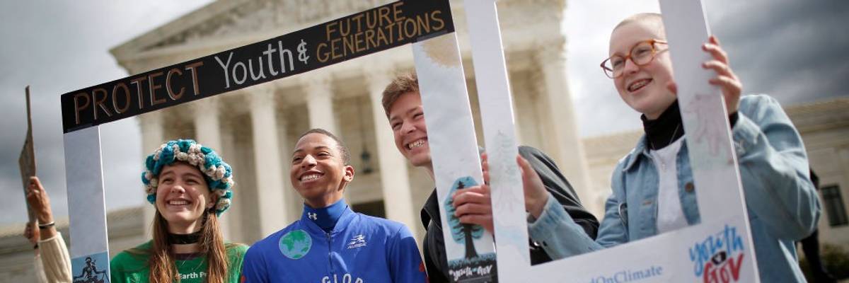 Protesters rally in support of Juliana v. United States