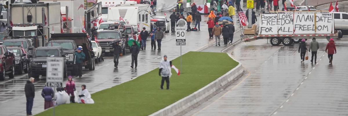 Protesters shutting down bridge between Canada and the US