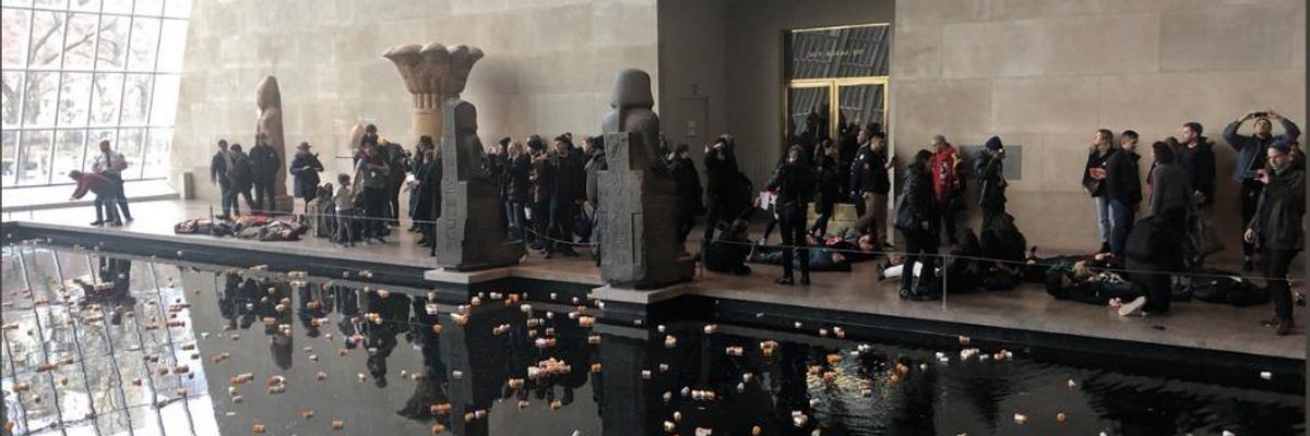 At Museum 'Die-In,' Protesters Demand Opioid-Peddling Sackler Family Help to Combat Crisis It Fueled