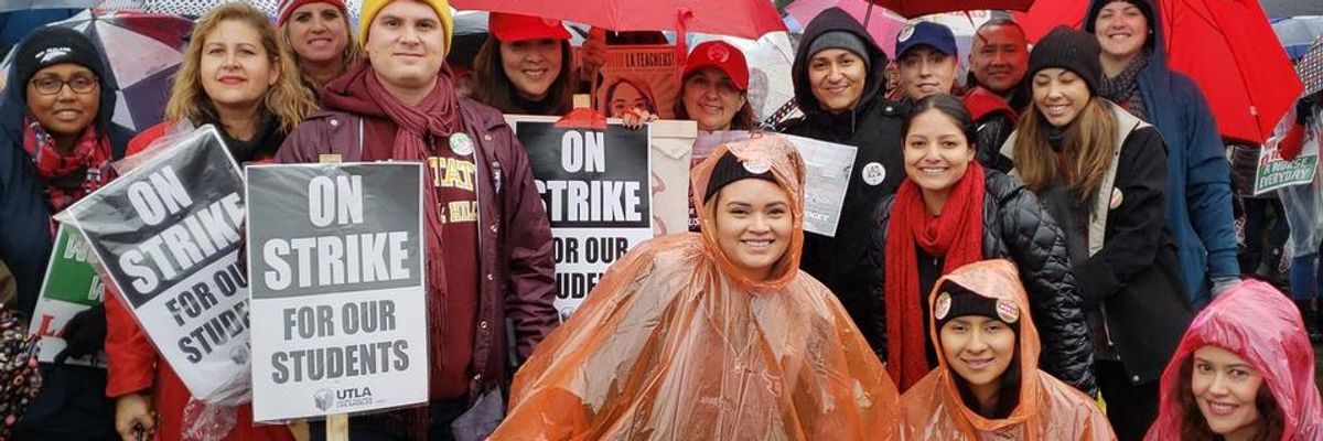 Backing Teachers, Sanders Says LA Strike Exposes National Need for 'Revolution in Public Education'