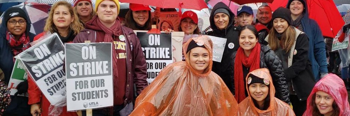 Backing Teachers, Sanders Says LA Strike Exposes National Need for 'Revolution in Public Education'