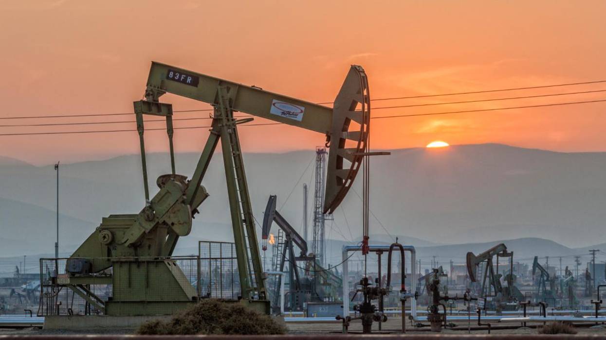 California's New Fossil Fuel Pledge 'Significant' But Still a 'Half-Measure,' Say Climate Advocates