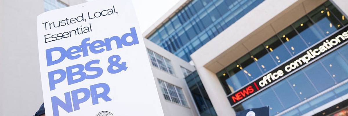 Rally to protect NPR and PBS.