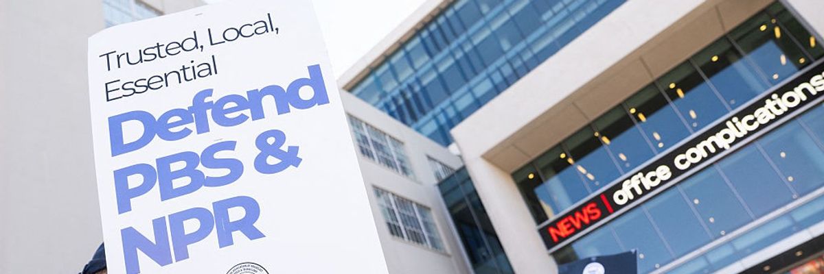 Rally to protect NPR and PBS.