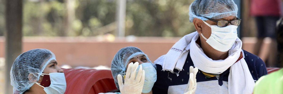 As US Lifts Export Ban to Assist India, Biden Urged to 'Keep His Word' by Supporting Vaccine Patent Waiver