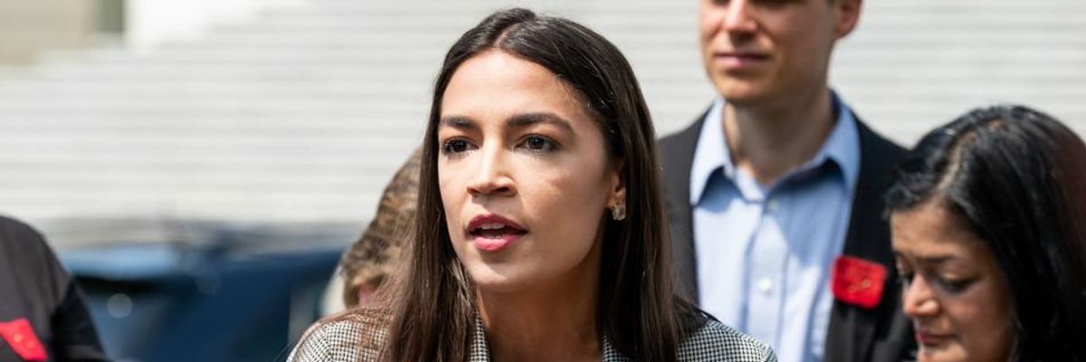 Fed Up With Constant Attacks and Insults, Ocasio-Cortez Slams Pelosi as 'Outright Disrespectful' for Singling Out Progressives