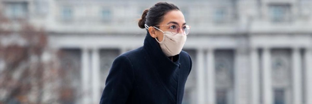 Ocasio-Cortez Calls for Probe of Cuomo's Disastrous Handling of Covid-19 Outbreaks in Nursing Homes
