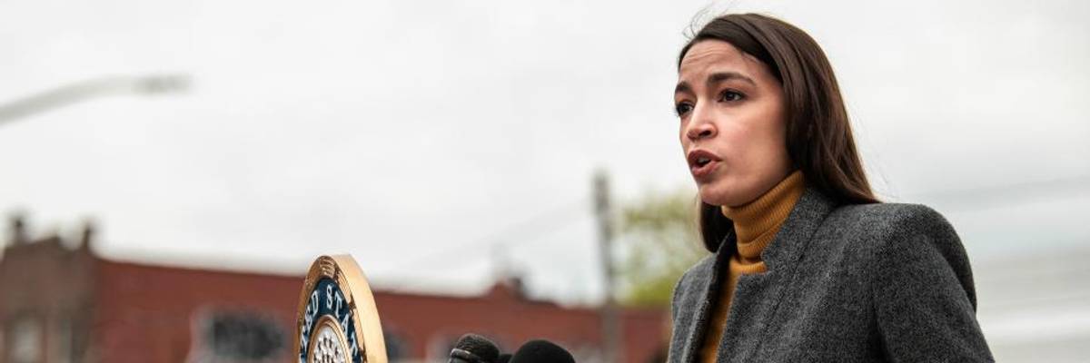 Ocasio-Cortez Demands Democrats Use 'Every Procedural Tool Available' to Stop Trump From Filling RBG Vacancy