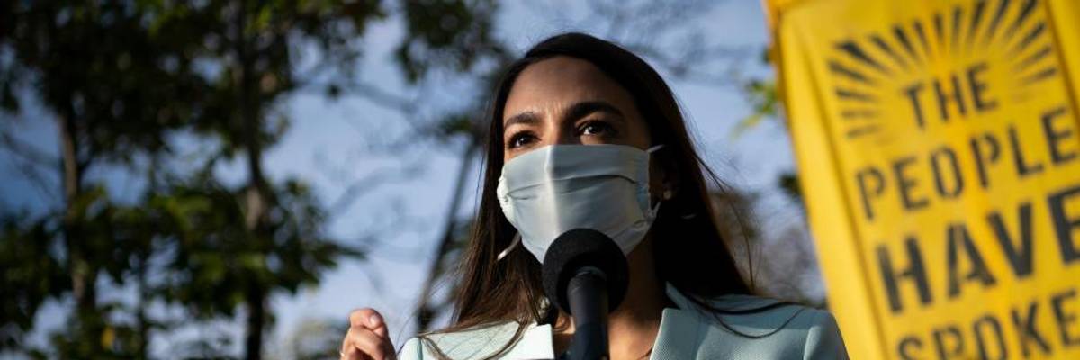 Hitting Back at Manchin, AOC Rejects Notion That Only 'Begging Corporate CEOs for Money' Counts as 'Serious' Politics