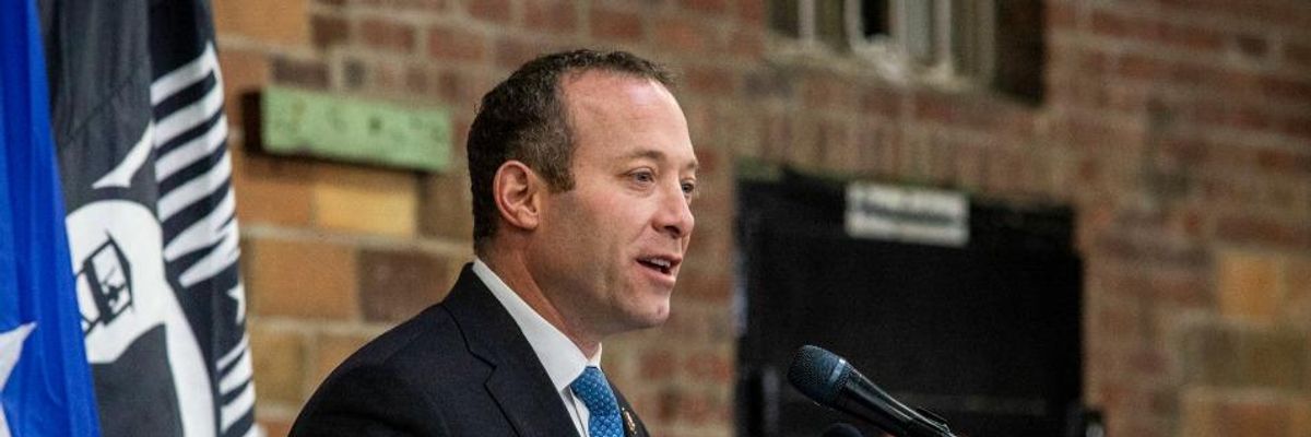 'Exactly Why Some People Hate Democrats': Progressives Rip Moderates for Proposal to Censure, But Not Impeach, Trump