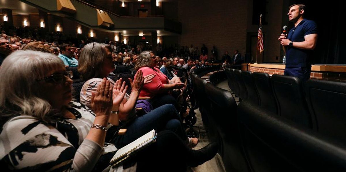 Rep. Amash Democrats Urged to 'Take Note' as GOP Rep. Justin Amash Gets Standing ...