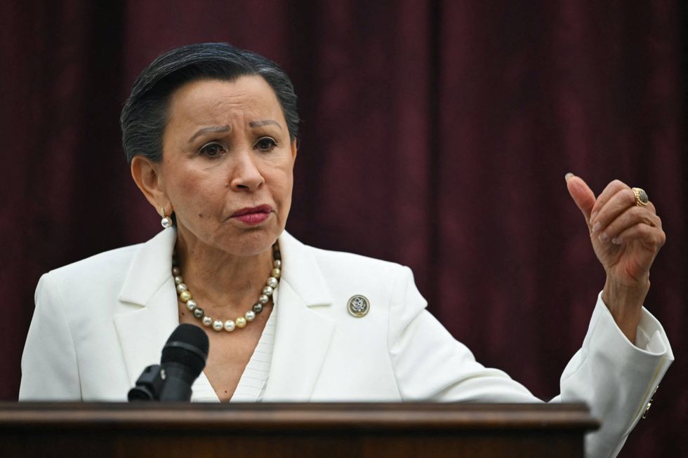 'No War With Cuba': As Pentagon Mobilizes US Forces, Dems Move to Block Illegal Trump Attack