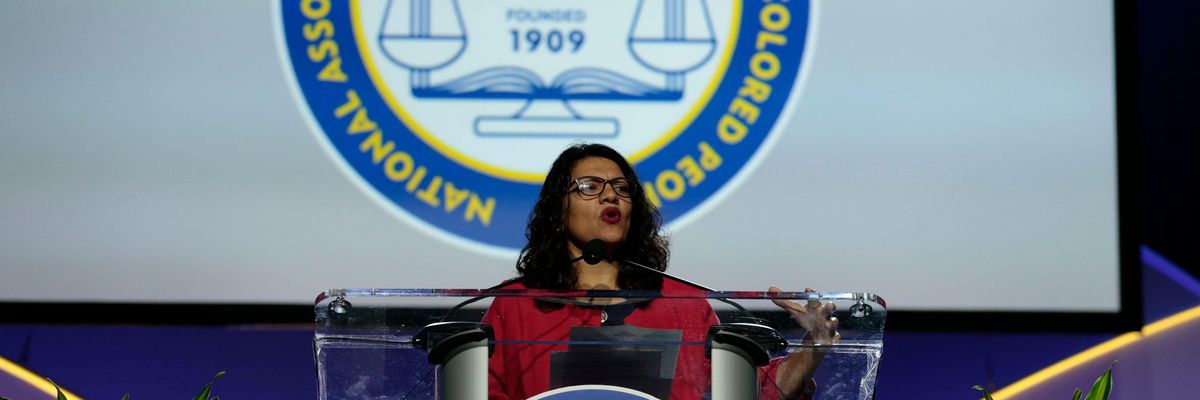 'Unfit to Serve': NAACP Delegates Vote Unanimously for Trump Impeachment