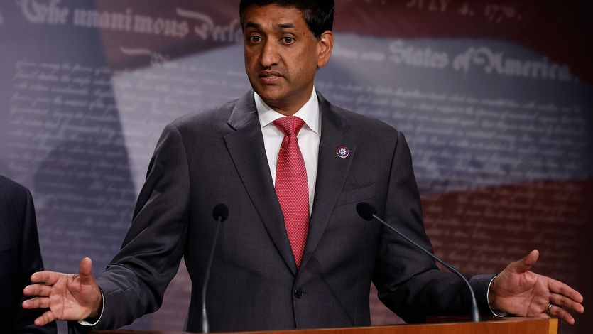 Rep. Ro Kganna speaks