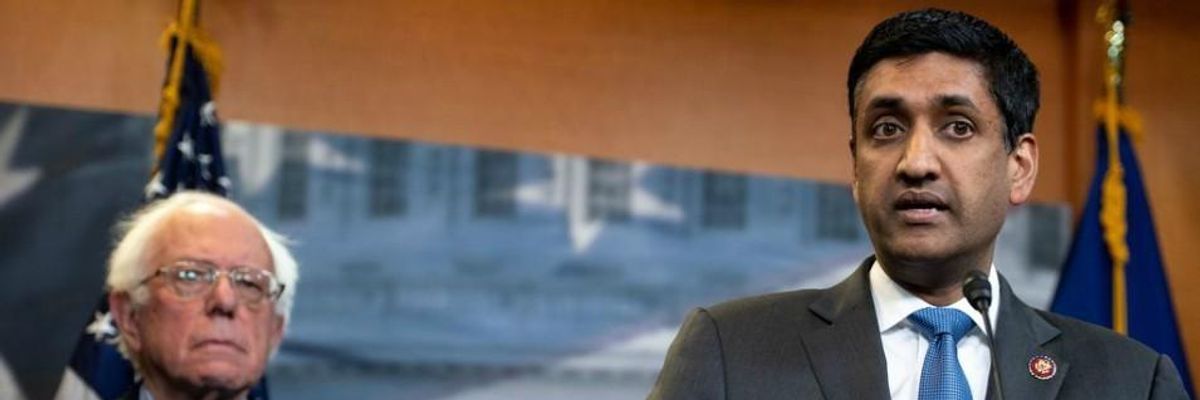 'Pathetic': Sanders, Khanna Slam Trump and GOP for Spreading Election Lies as Pandemic Surges