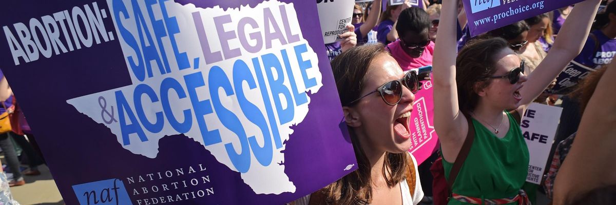 Looming Texas Law Would Allow Anti-Choice 'Vigilantes' to Sue Anyone Who 'Aids or Abets' an Abortion
