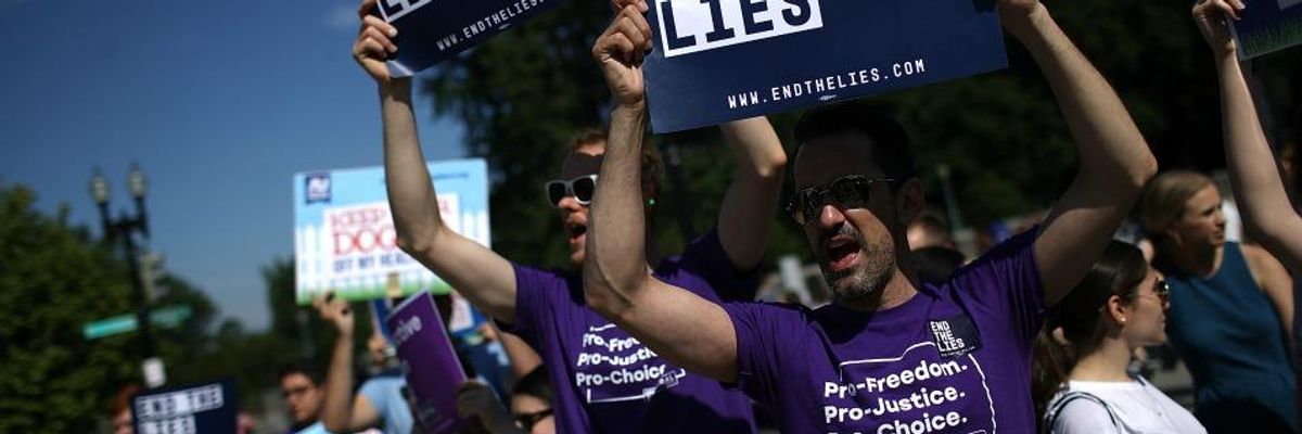 #EndTheLies: Abortion Rights Advocates Slam All-Male Majority's SCOTUS Ruling on Fake Women's Health Centers