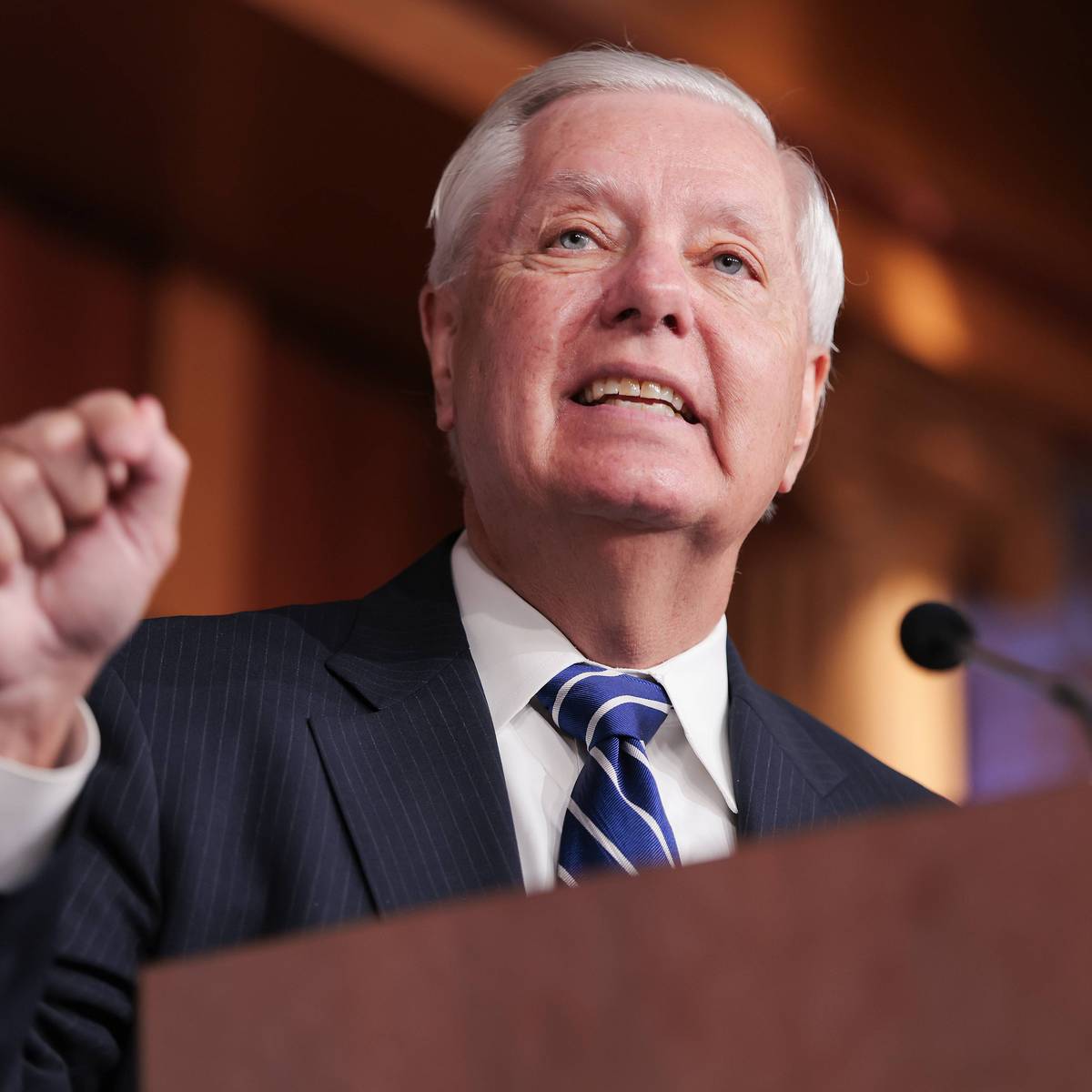 Republican Senators Introduce Legislation To Fund White House Ballroom Construction