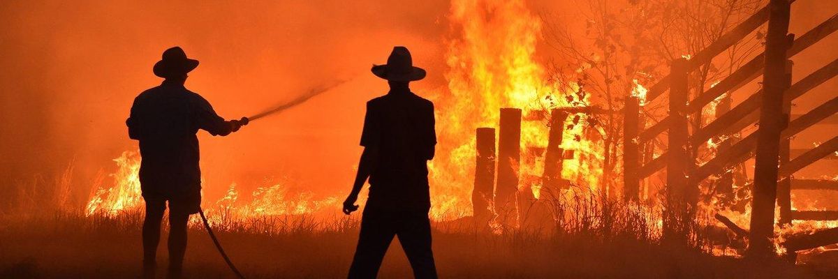 Climate Crisis Rages in Australia, With 14 of 15 Hottest Places in World and Sydney Fire-Besieged