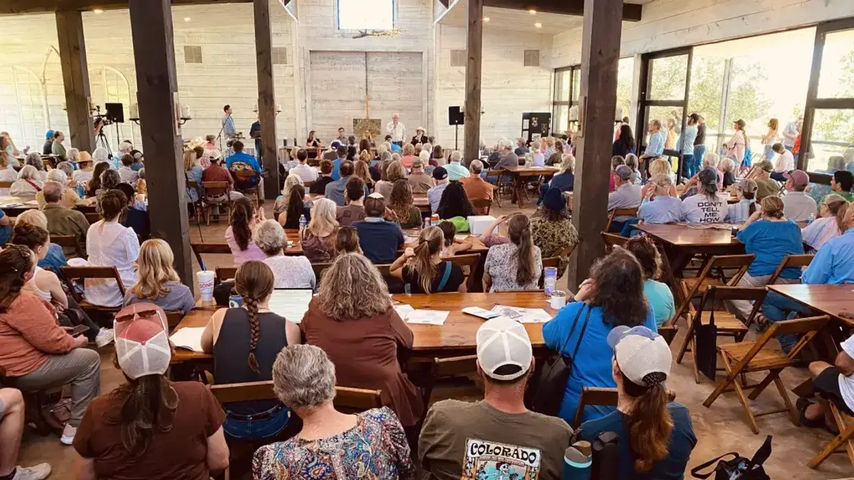 Residents discuss data center opposition.