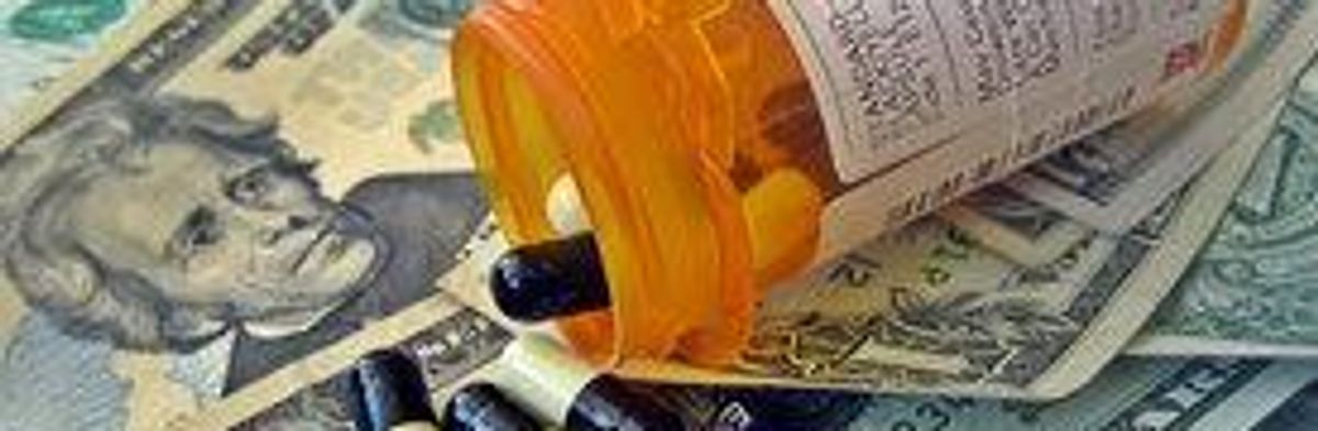 CDC: Adults in US Skipping Medicine to Save Money