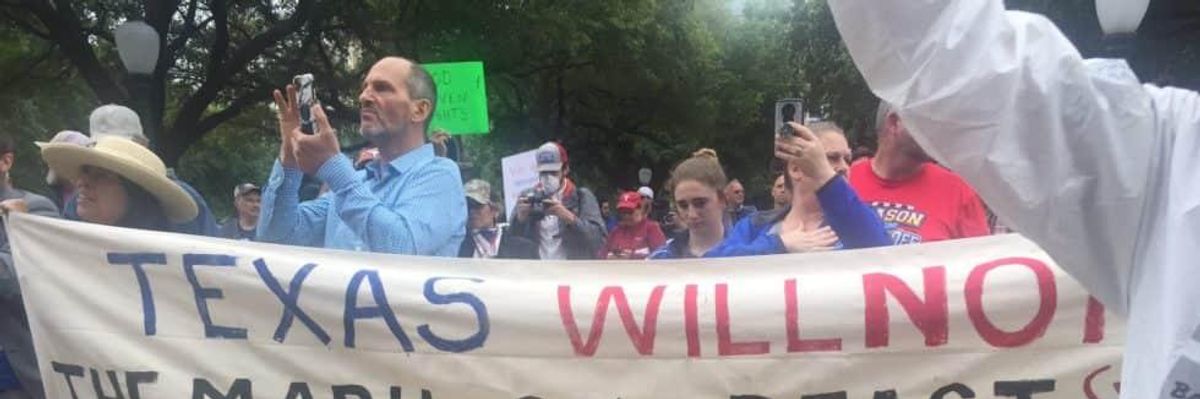 Trump's Reelection Strategy: Pit Workers Against Democrats