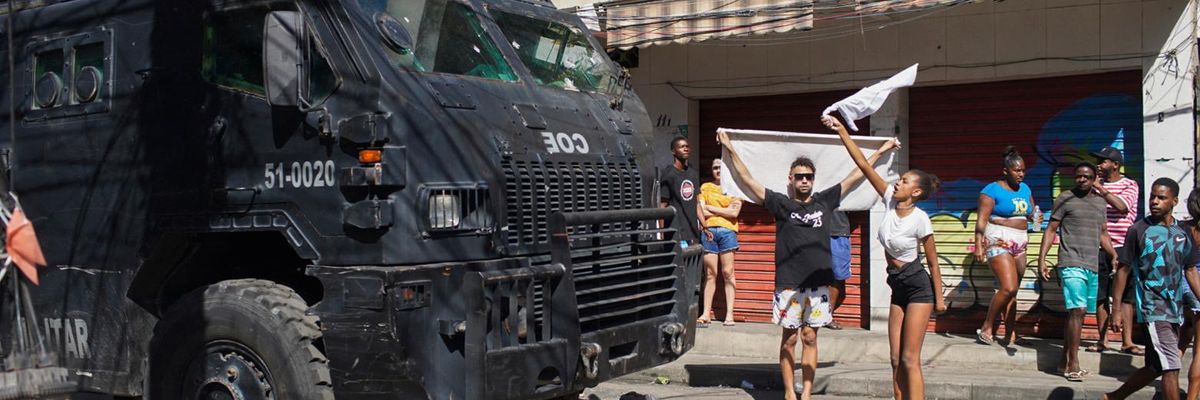 Rio favela raid