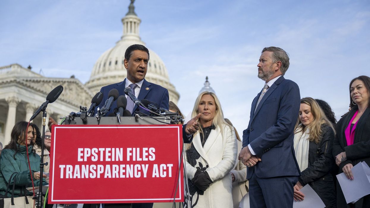 Ro Khanna and Thomas Massie introduce the Epstein Files Transparency Act