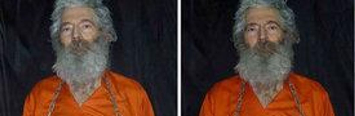 CIA, Caught in Colossal Lie, Lost Agent in Iran in 2007