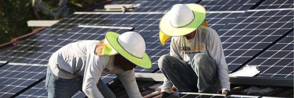 'Good Jobs for All': Sunrise Movement Launches Campaign to Fight Climate Crisis With Work Guarantee