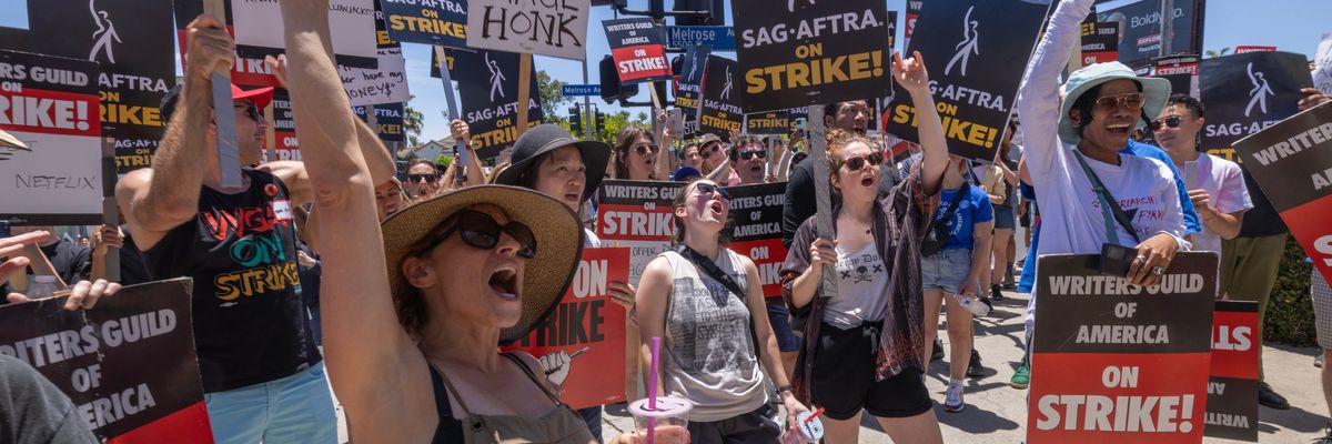 SAG-AFTRA WGA strike