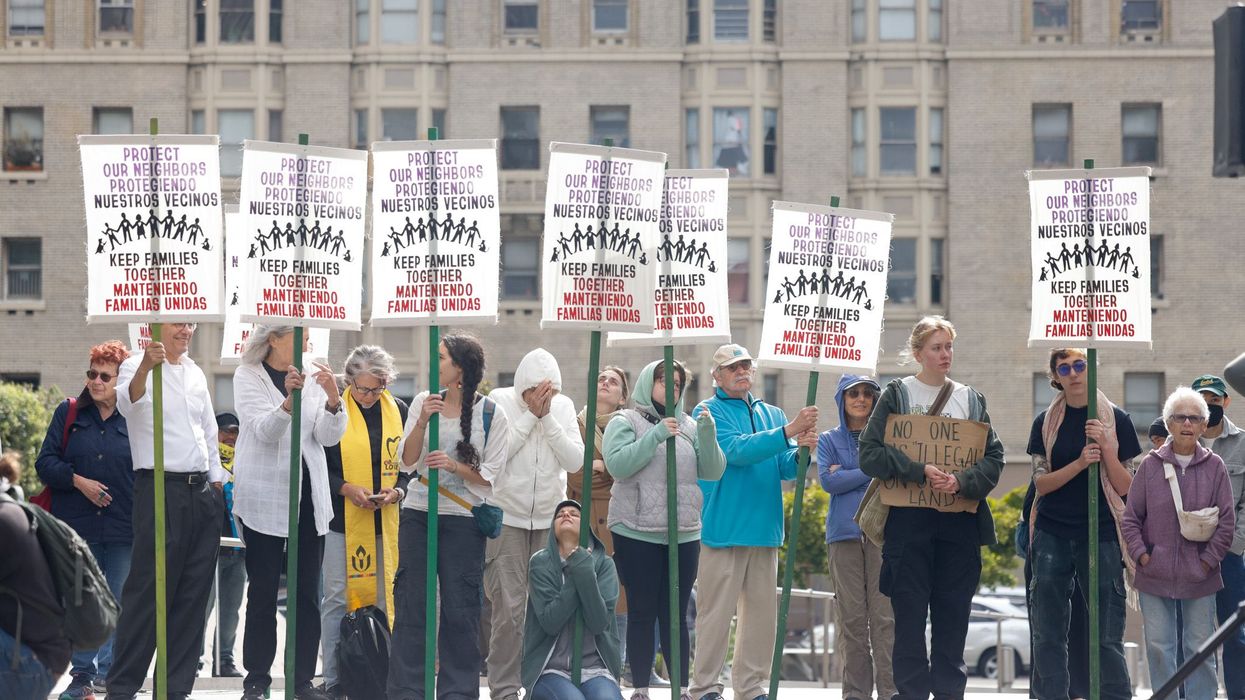San Francisco Rally at Phillip Burton Federal Building and U.S. Courthouse Hearing for Guillermo Medina Reyes Ice Detention  and Deportation