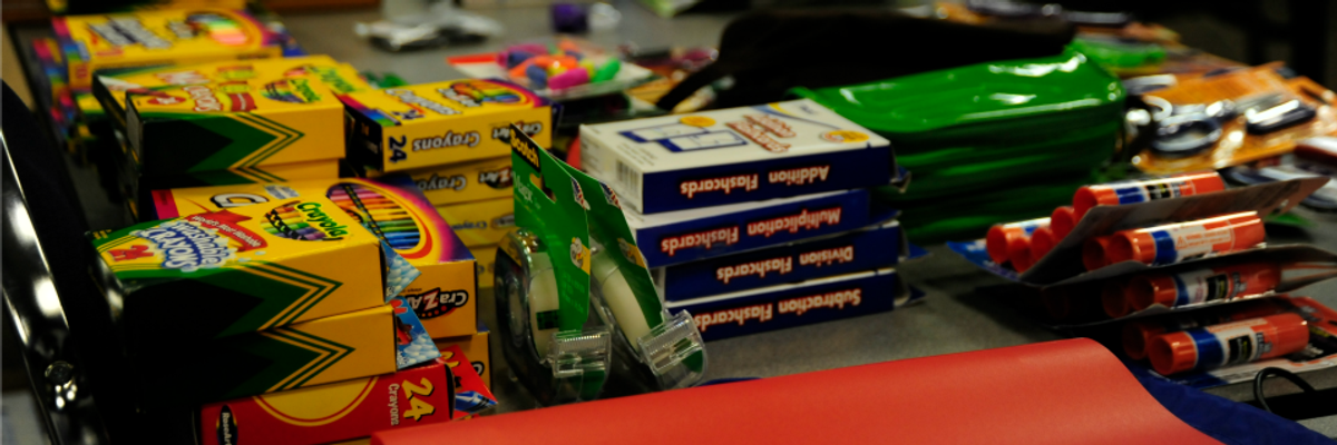 Subsidizing Underfunded Schools, US Teachers Spend $459 of Their Own Money Each Year on Classroom Supplies