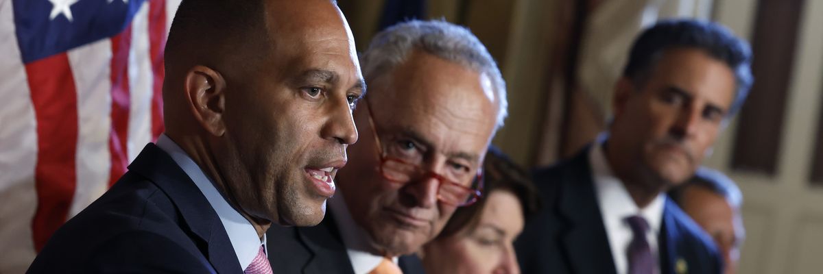 Schumer, Democrats Reintroduce The Freedom To Vote Act