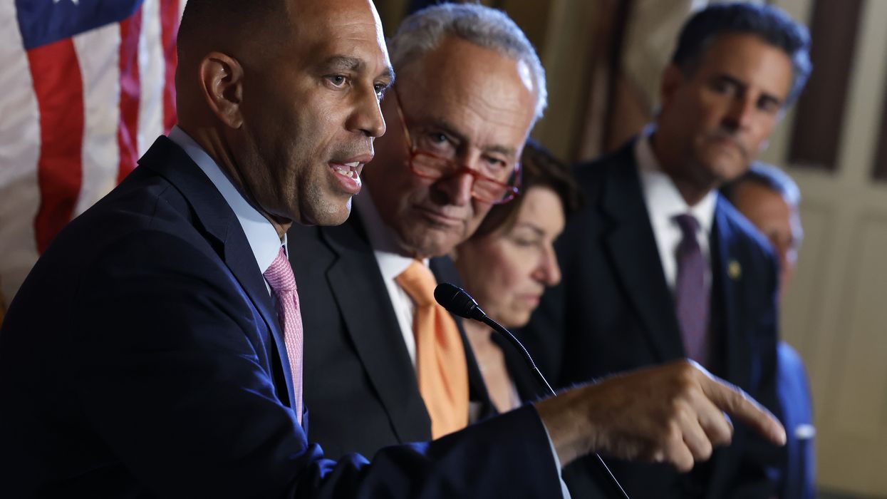 Schumer, Democrats Reintroduce The Freedom To Vote Act